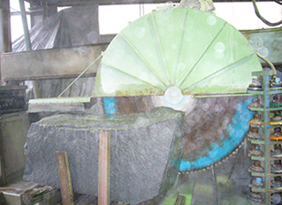 大型切削機(大口径ブレード)